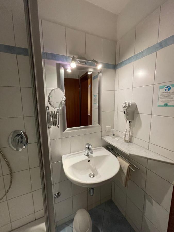Zum Schwanen Garni Buggingen Exterior foto