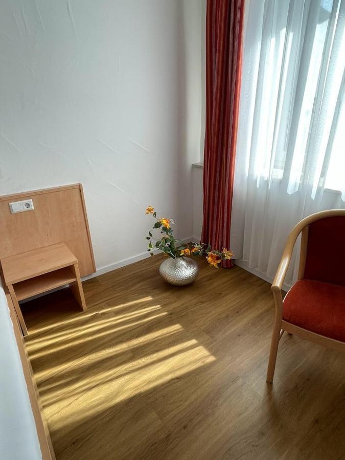 Zum Schwanen Garni Buggingen Exterior foto